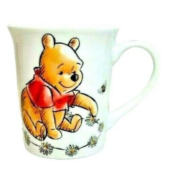Winnie the Pooh Coffee Mug Tea Cup Drinkware Piglet Honeybee Ladybug Daisy NEW - Picture 1 of 4